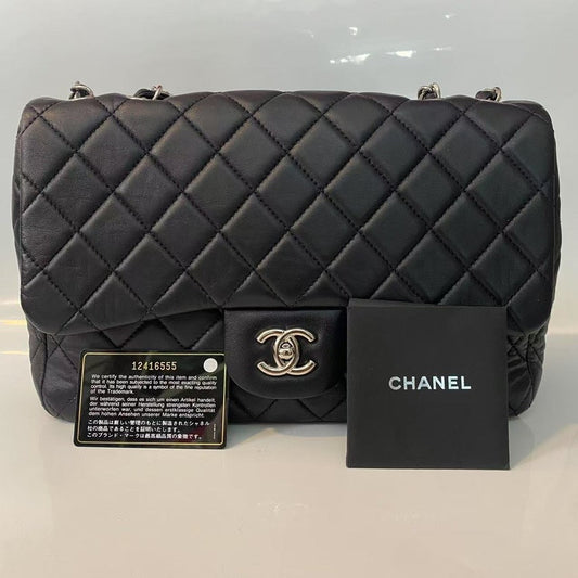 Preloved Chanel Classic Flap Bag Black Leather Shoulder Bag