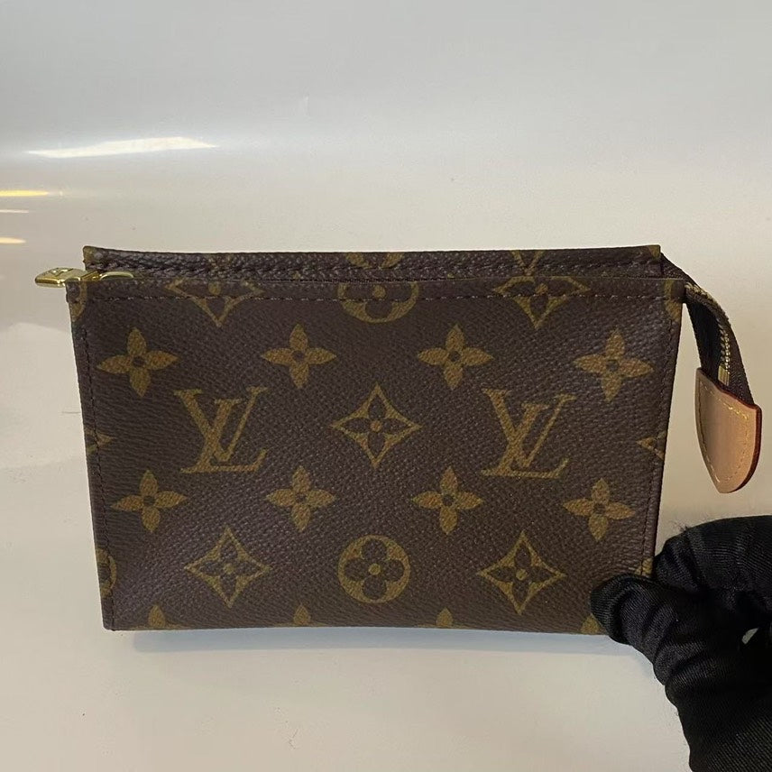 hand bag