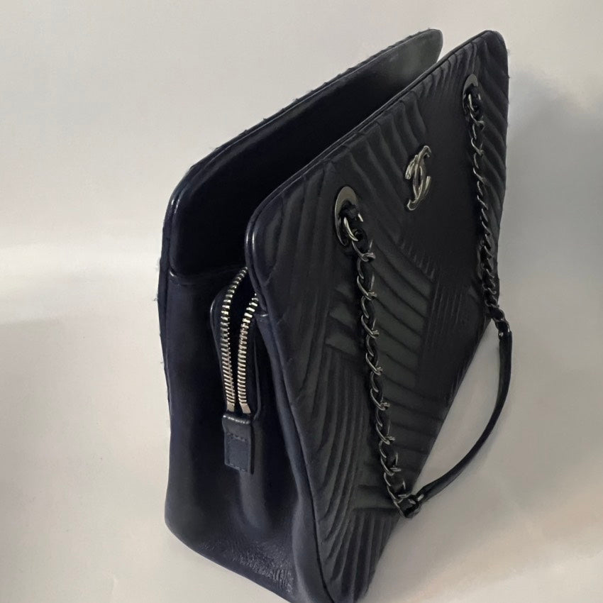 Chanel Vintage Blue Leather Quilted Tote Bag – Designer Handbag