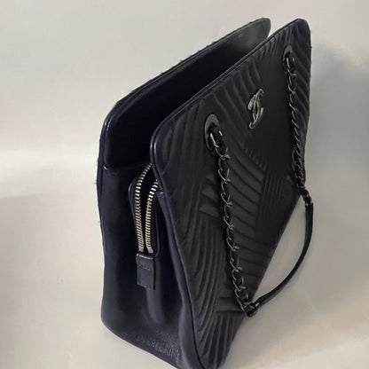 Chanel Vintage Blue Leather Quilted Tote Bag – Designer Handbag