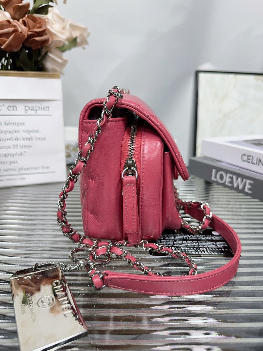 Chanel Classic Flap Bag Pink Leather Shoulder Bag HFY