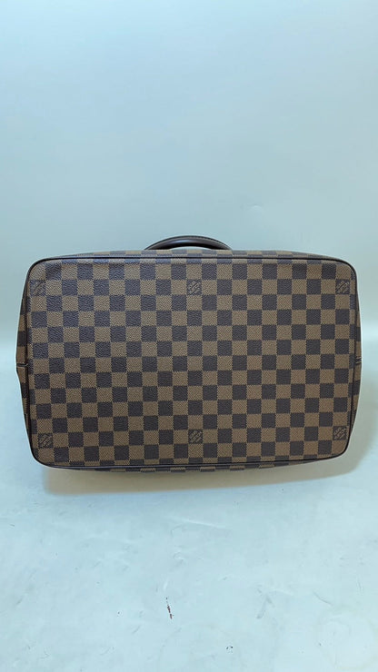 LV tote bag