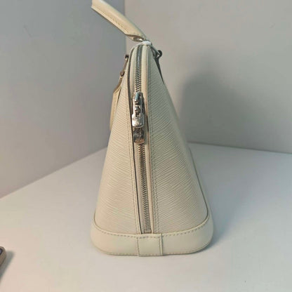 Louis Vuitton Alma(no keys)