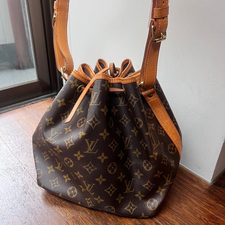 LV Monogram Noe Leather Shoulder Bag AG324