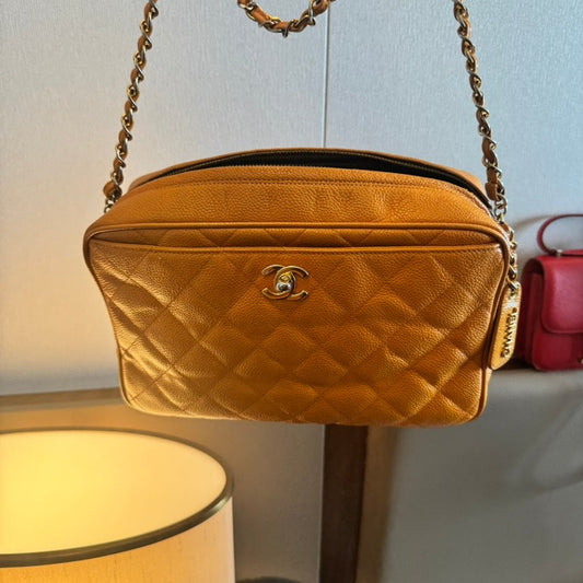 Preloved Chanel Quilted Caviar Leather Crossbody Bag in Orange