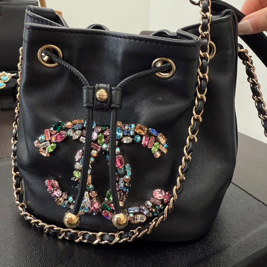 Preloved Chanel Lambskin Coco Rhinestone Bucket Chain Bag GT0209 Black