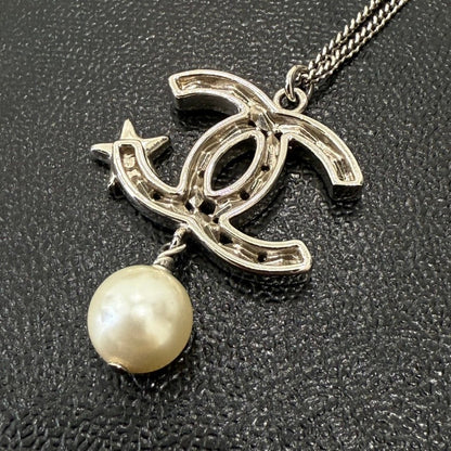 Chanel Coco Rhinestone Pearl Necklace BP GT White Necklace
