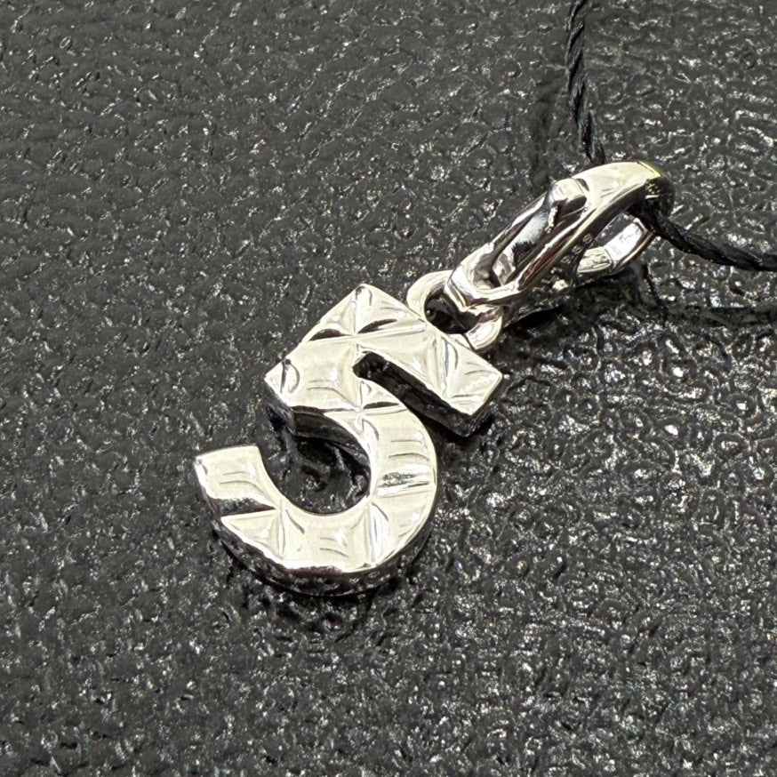 Preloved Chanel K18WG No5 Charm Silver Pendant