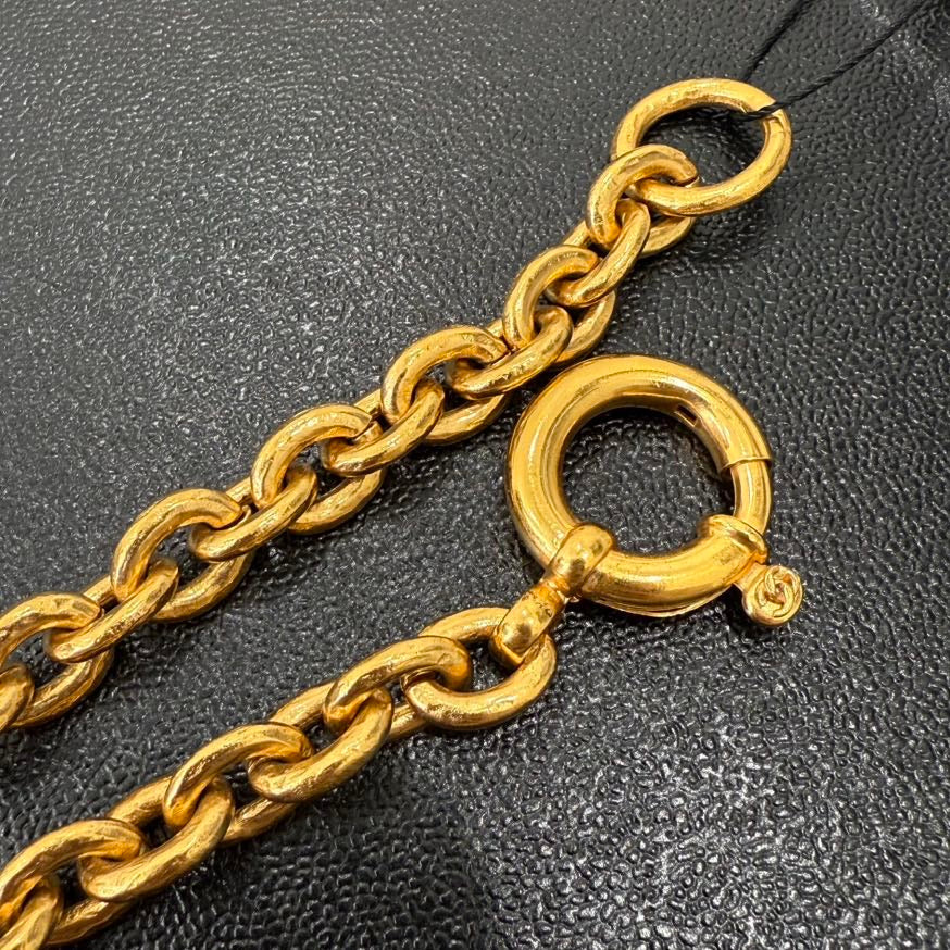 Vintage Chanel Coco Lava Chain Necklace P GT