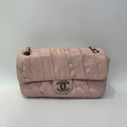 Chanel Powder Pink Classic Flap Crossbody/Shoulder Bag
