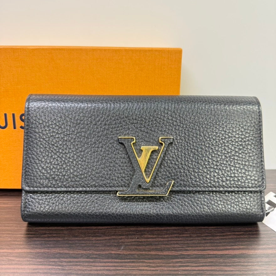 LV Capucines Leather Long Wallet LB114020