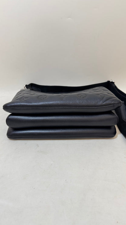 Louis Vuitton Coussin bag