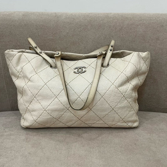 Chanel Tote Bag Beige Leather Quilted