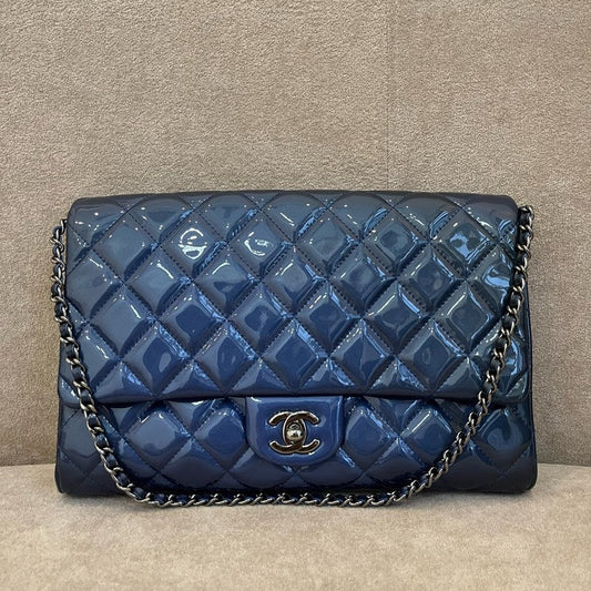 Preloved Chanel HMM Quilted Patent Leather Shoulder Bag in Navy Blue