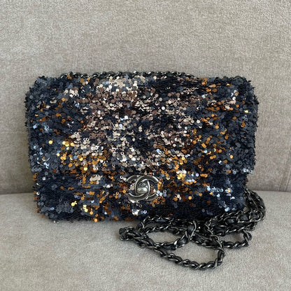 Chanel Sequin Shoulder Bag in Black Glitter Medium