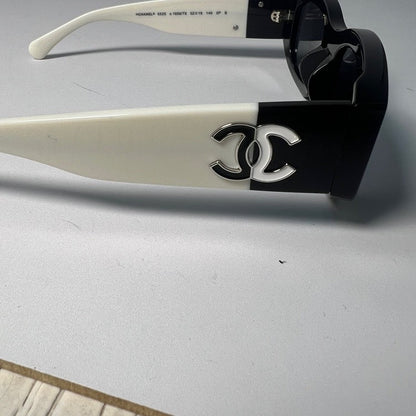 Chanel Sunglasses Black S