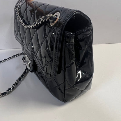 Chanel Preloved Quilted Chain Bag Black Leather Shoulder Bag