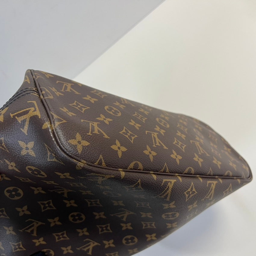 LV tote bag