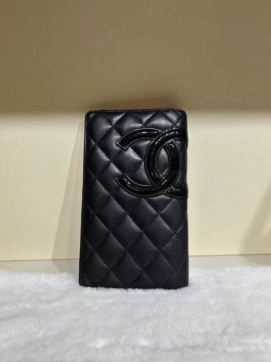 Chanel Quilted Black Wallet HBg