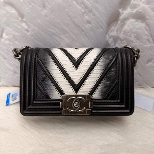 Chanel Preloved Leboy Black/White Leather Shoulder Bag