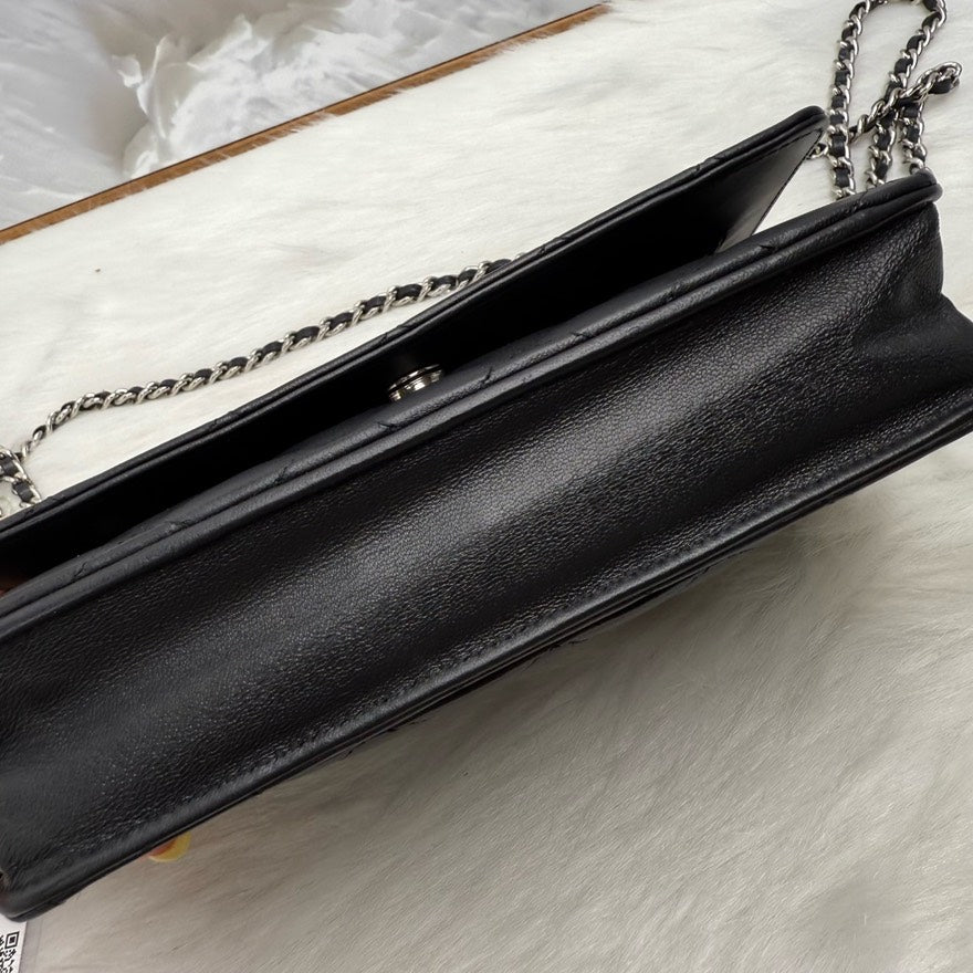 Preloved Chanel WOC Bag