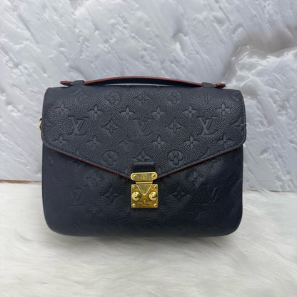 LV Louis Vuitton Métis Bag