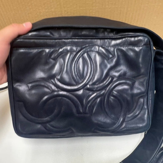 vintage Chanel lamb skin crossbody E