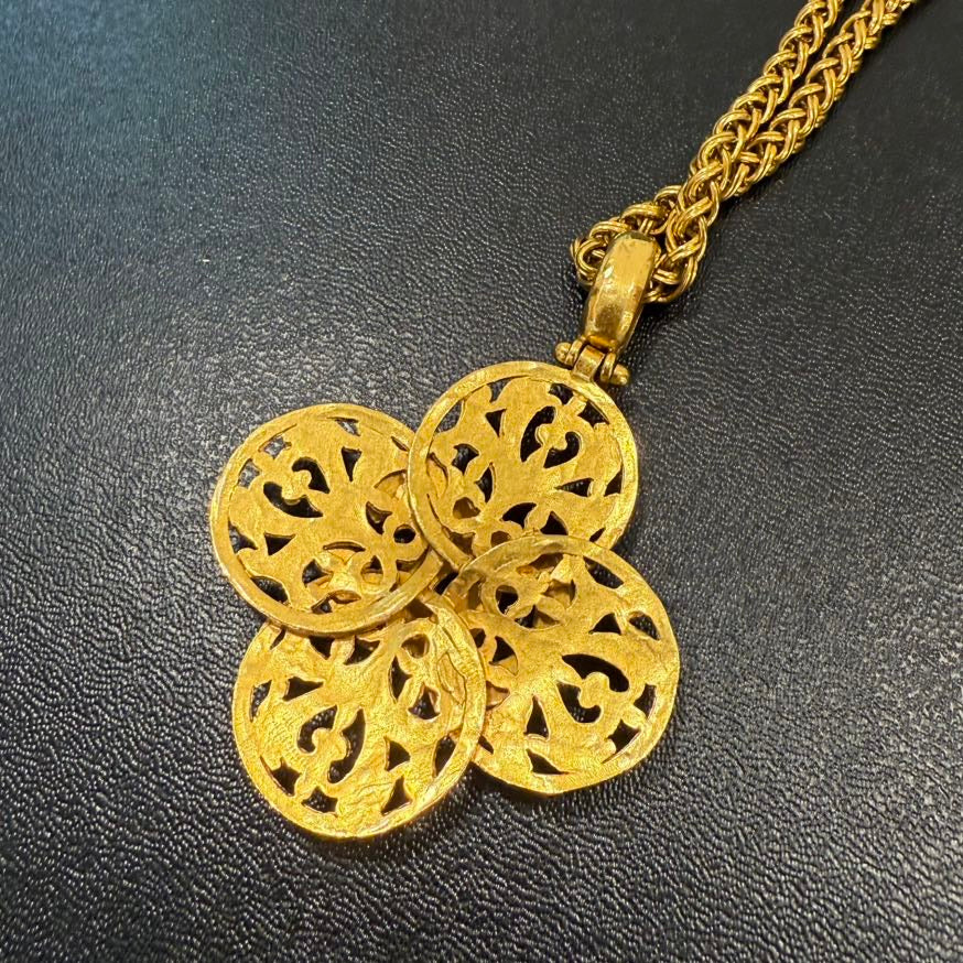 Vintage Chanel Coco Necklace A FM