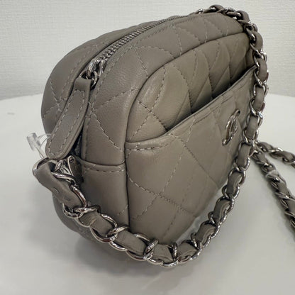 Preloved Chanel Lambskin Camera Chain Bag FM0012