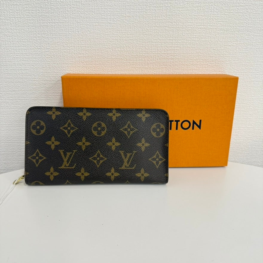 LV Monogram Zippy Wallet FM0494