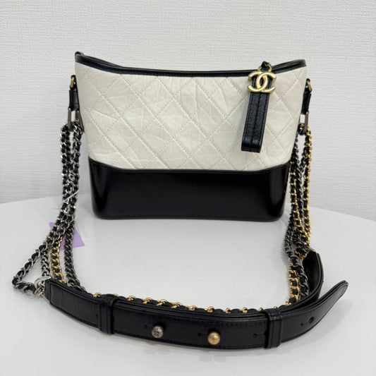 Preloved Chanel Calfskin Gabrielle Chain Bag FM0077 Black and White Shoulder Bag