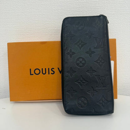 LV Monogram Leather Zippy Wallet FM4037
