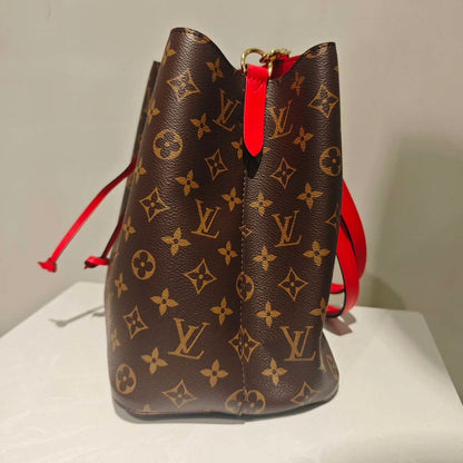 Louis Vuitton Neo Noe bucket bag