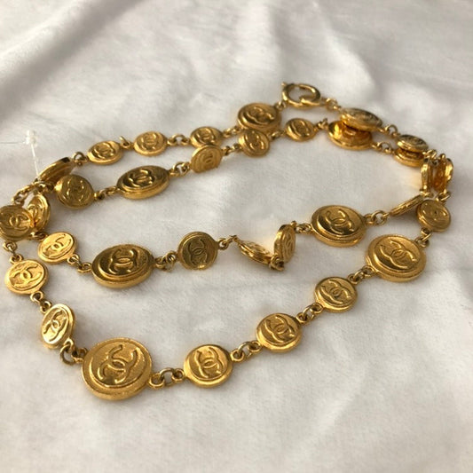 CHANEL Vintage Gold Chain Belt L-XL