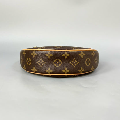 Louis Vuitton Chip loop Bag 23*12cm XJ11550