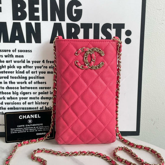 Preloved💕 Chanel Phone Bag on Chain, Caviar Leather (2020) #13906