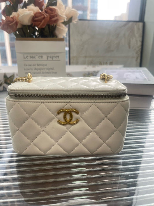 Preloved Chanel bag HFY