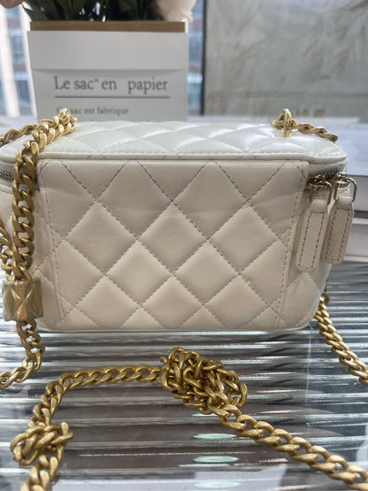 Chanel bag HFY