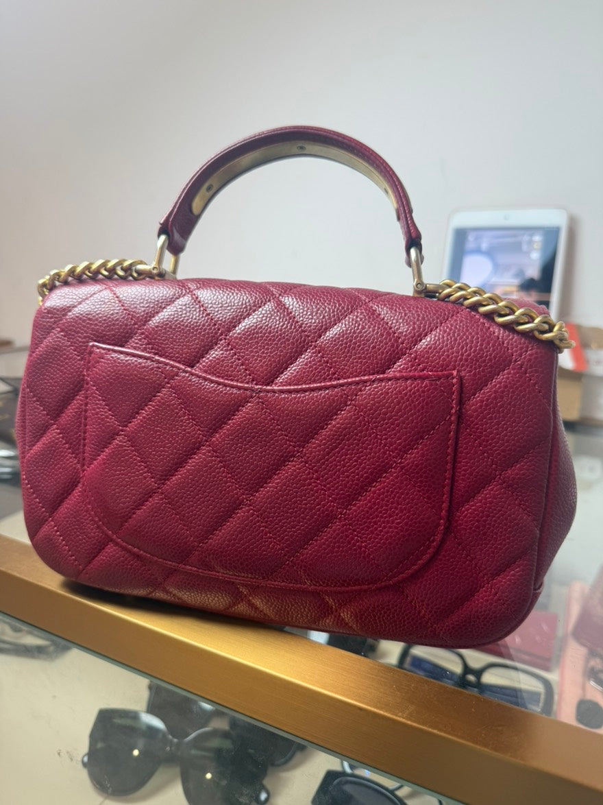 Chanel handle crossbody caviar red medium