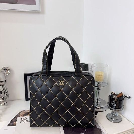 Preloved Chanel vintage wild stitch line