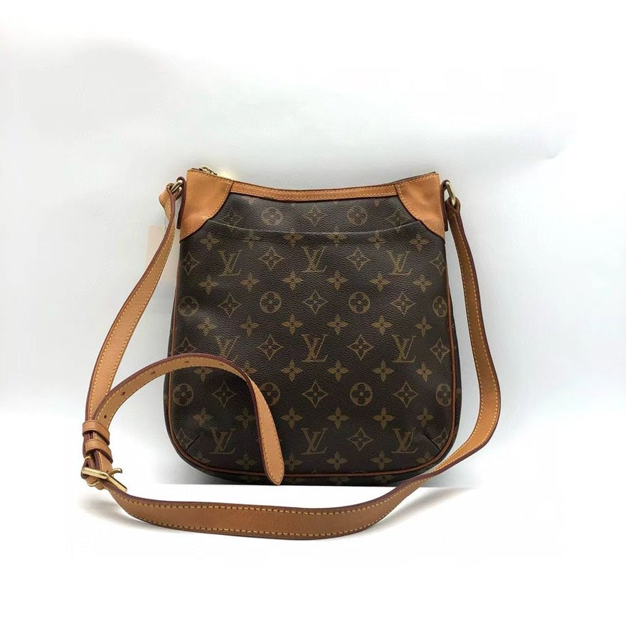 LV Louis Vuitton Bag zz5315