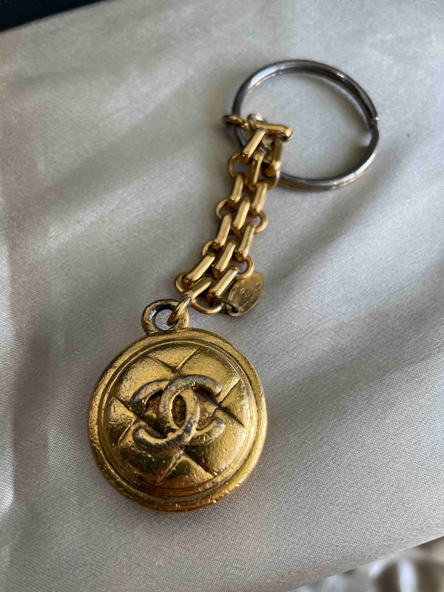 Chanel Keychain RE Gold Bag Accessories