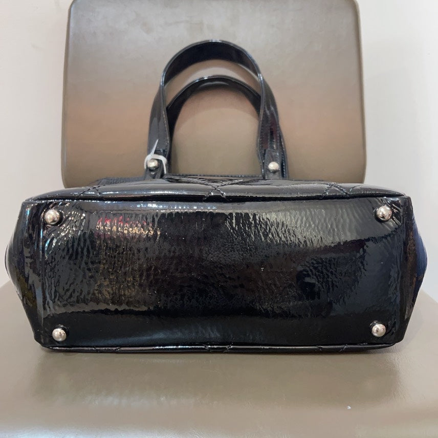 preloved Chanel patent tote