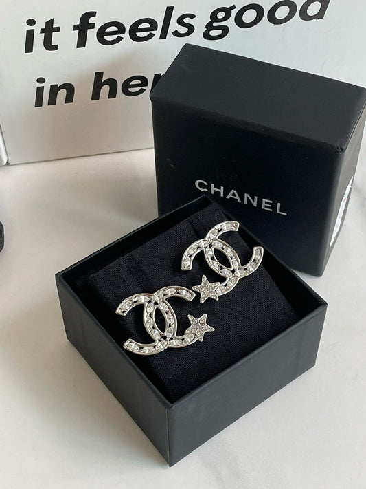 Unused🆕 Chanel 20P CC Star Earrings  #J2153