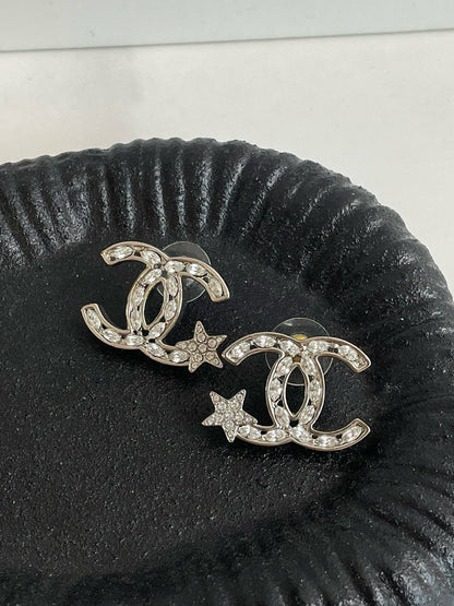 Unused🆕 Chanel 20P CC Star Earrings  #J2153