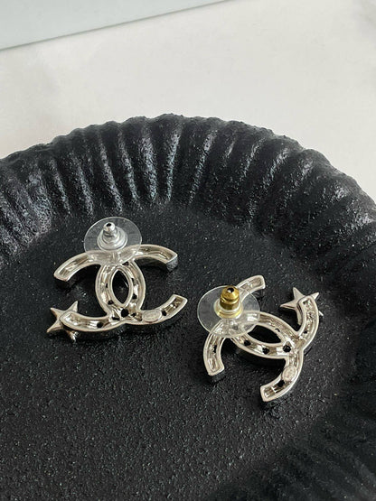 Unused🆕 Chanel 20P CC Star Earrings  #J2153