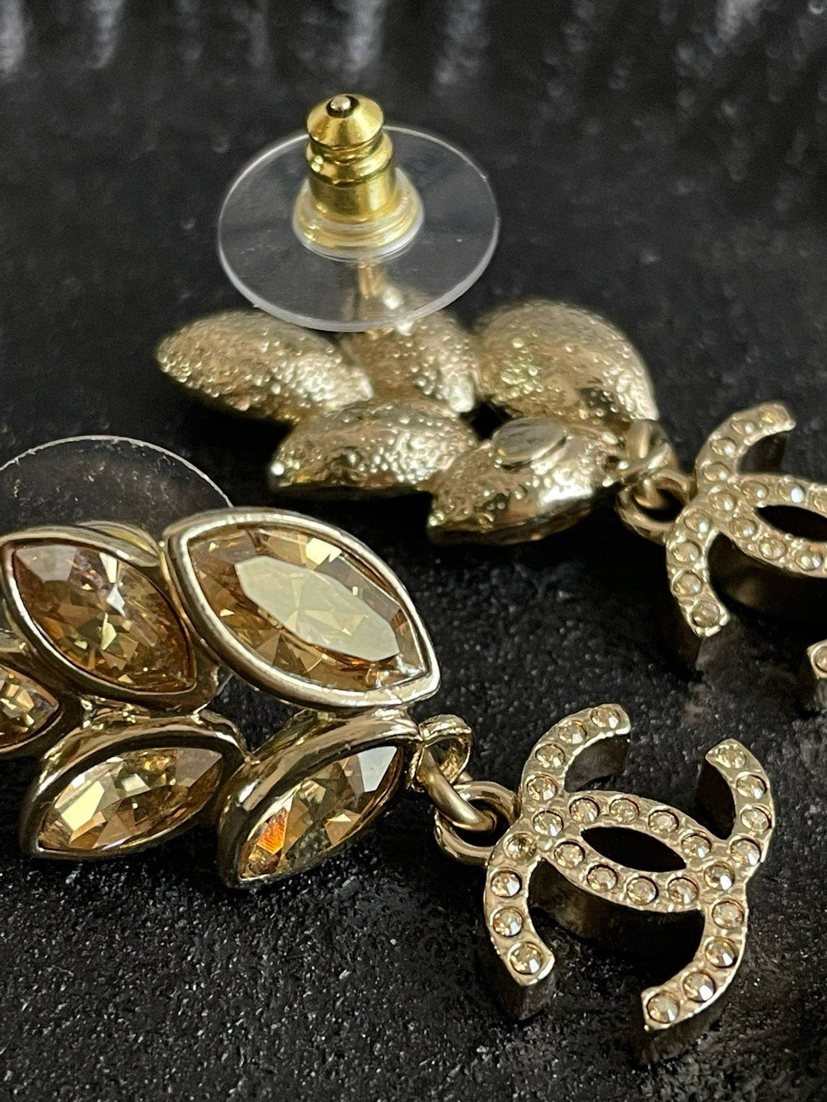Unused🆕 Chanel Wheatear CC Earrings #J1360