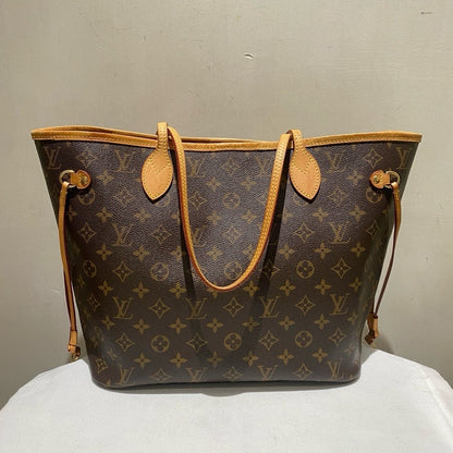 Louis Vuitton Neverfull MM Monogram Canvas Tote with Pouch - Brown