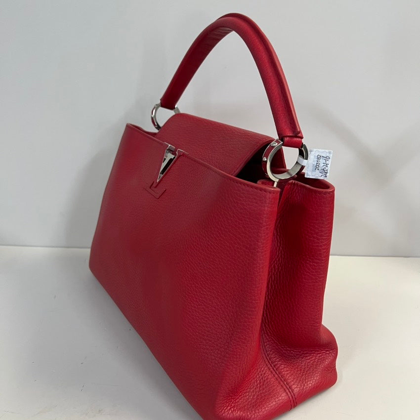 LV Capucines bag (Grained leather )