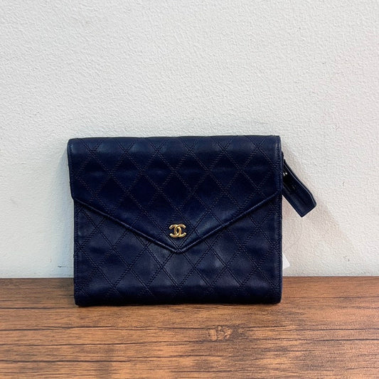 Preloved Chanel Leather Clutch
